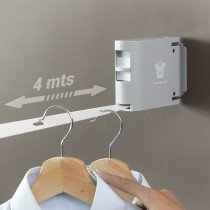 Retractable Clothes Line...