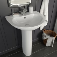 Freestanding Basin with...